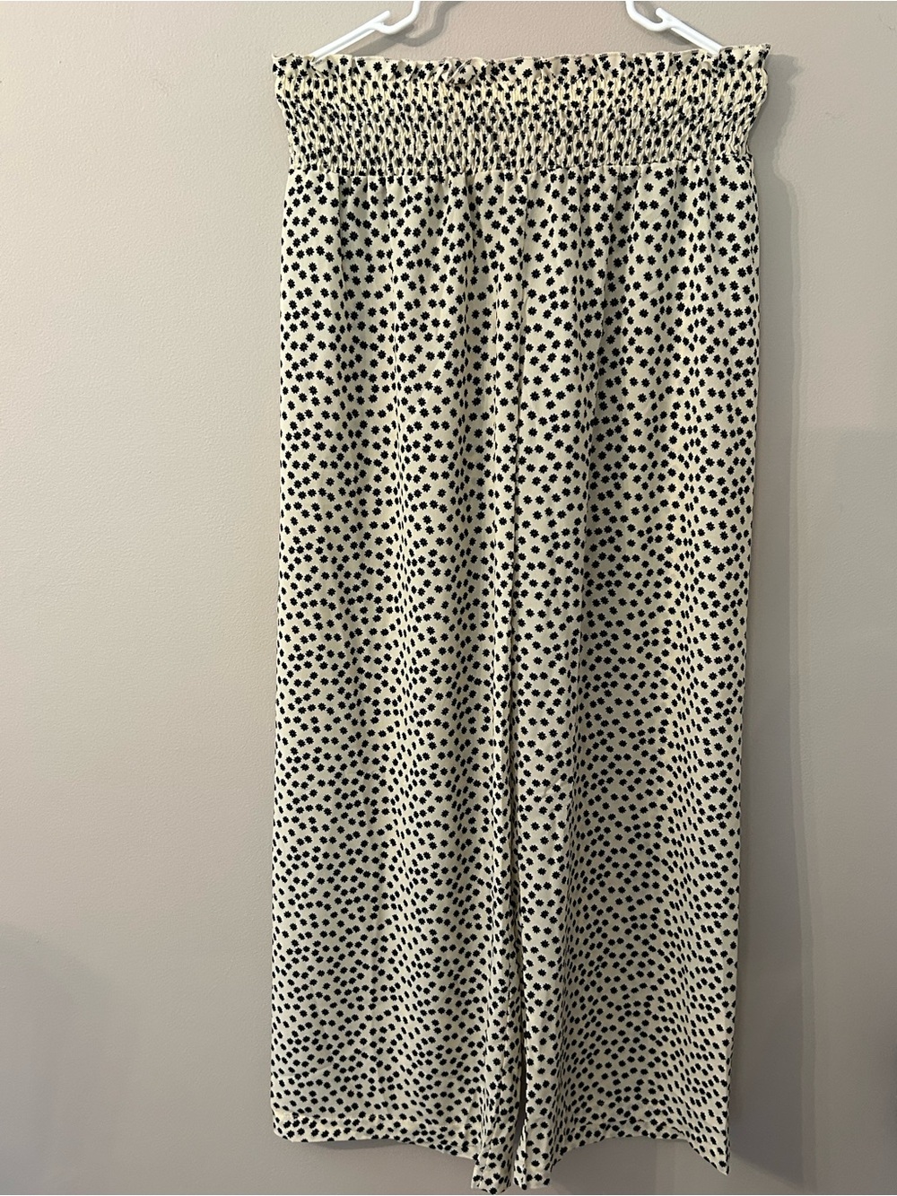 Cream Flowrr Dot Smocked Dress Pant